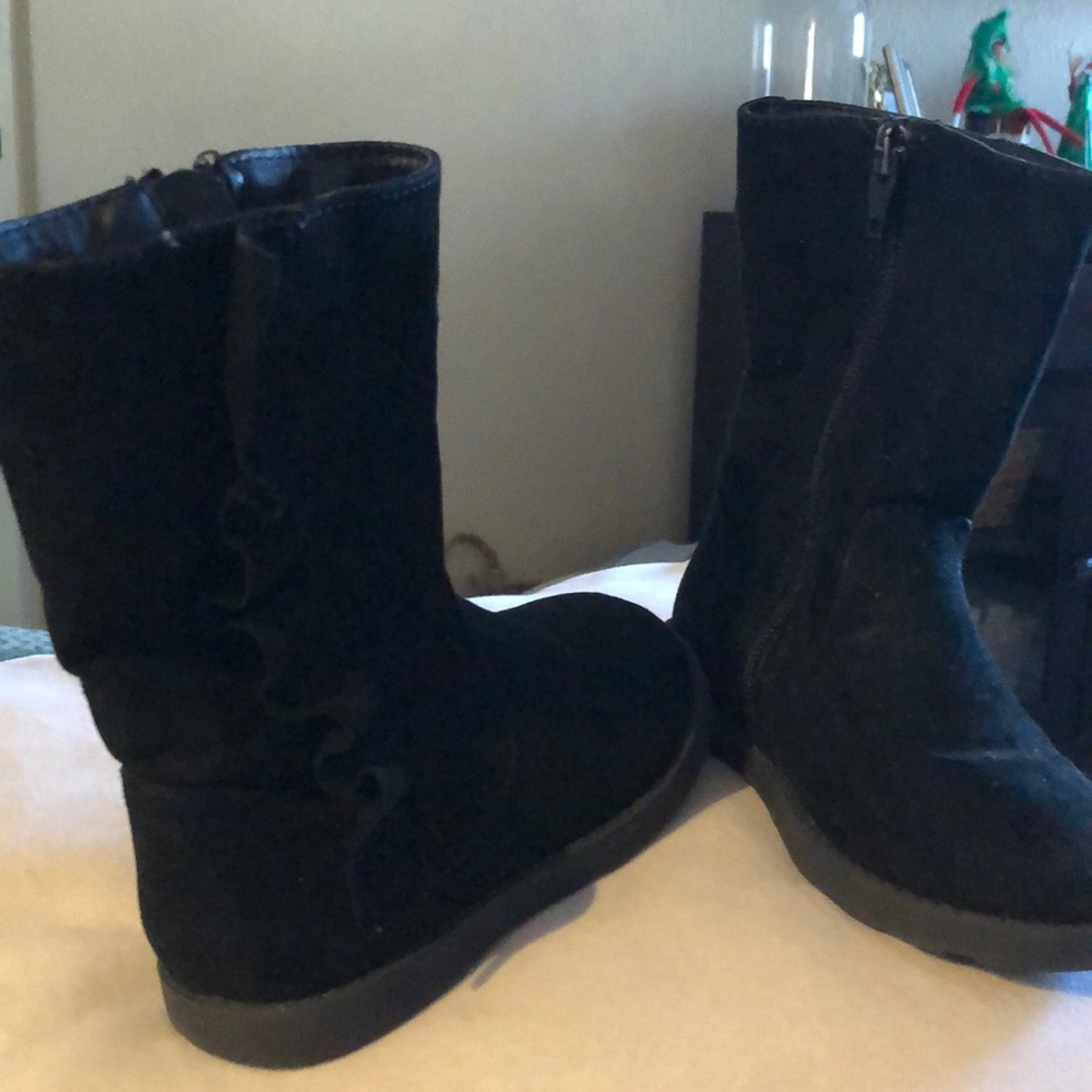 Girl boots